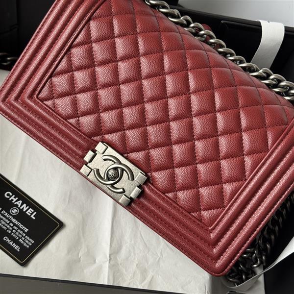 2026127214240458 700